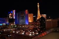 Hotel Harrah's Las Vegas - Las Vegas nocą