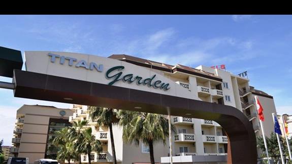 Hotel Titan Garden