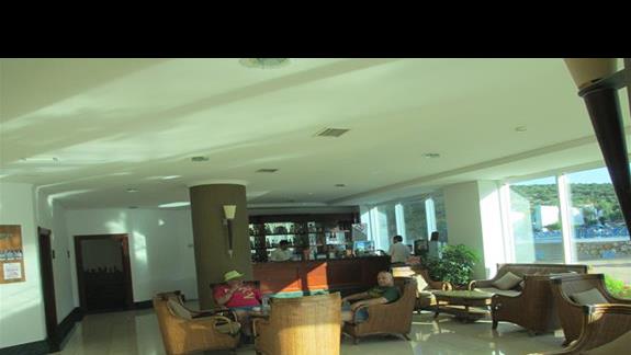 Hotel Bodrum Holiday Resort lobby bar