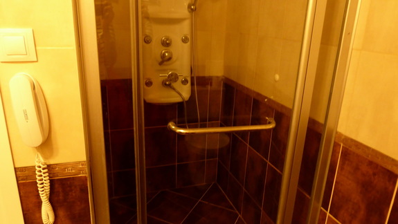 Łazienka w hotelu Kotva