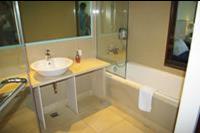 Hotel Apostolata Island Resort & SPA - łazienka