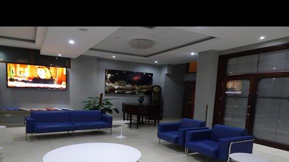 lobby w hotelu Alexandra