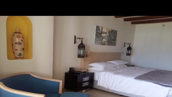 pokój standard w hotelu Hilton Marsa Alam Nubian Resort 